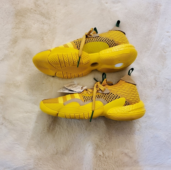 New Adidas Trae Young 2 Sneaker Size 9 - Picture 5 of 10